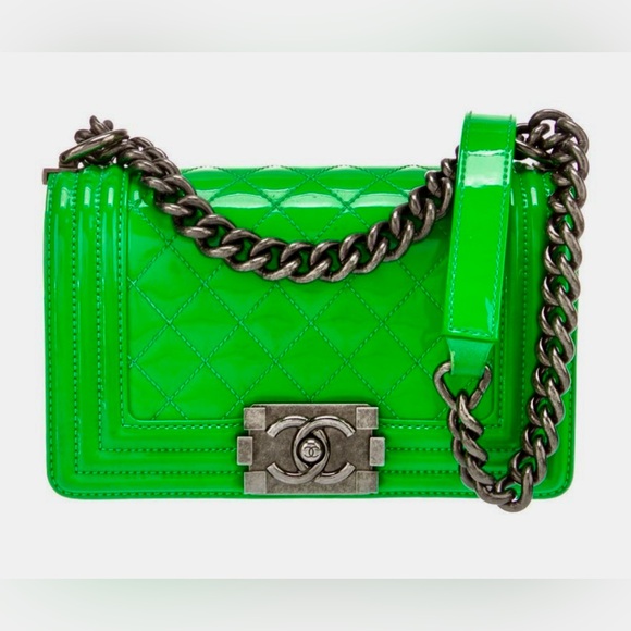 Chanel Green Quilted Patent Leather Boy Flap Bag - Picture 1 of 13